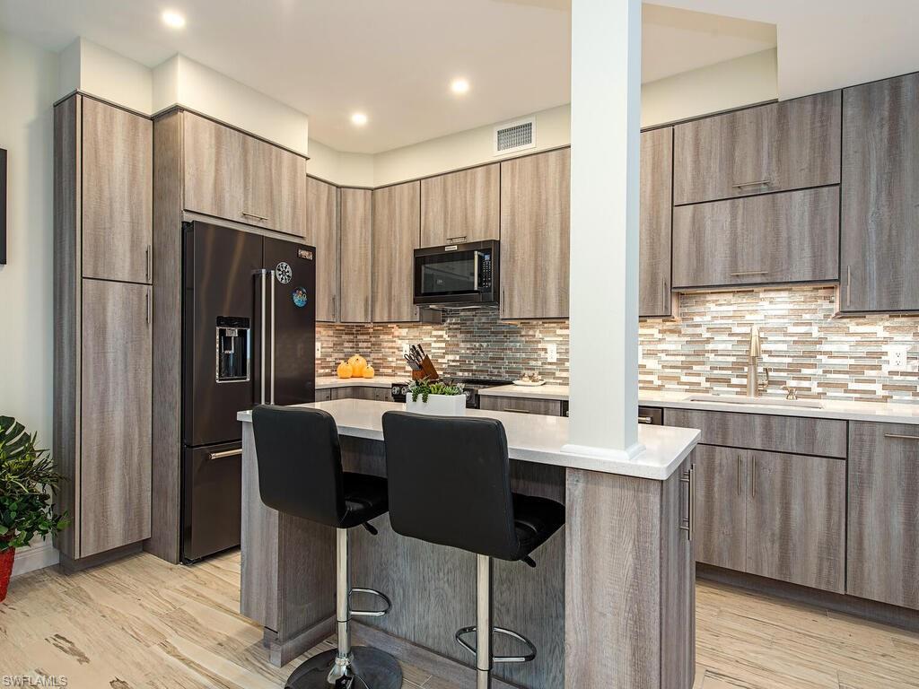 FAIRWAYS - Residential