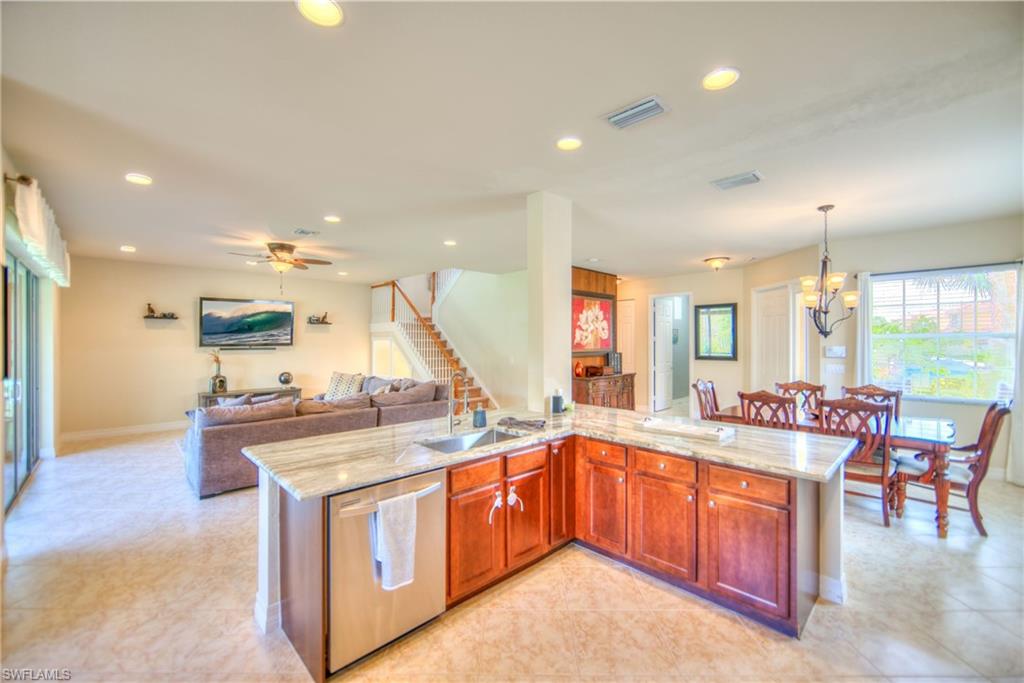 BOTANICA LAKES - Residential