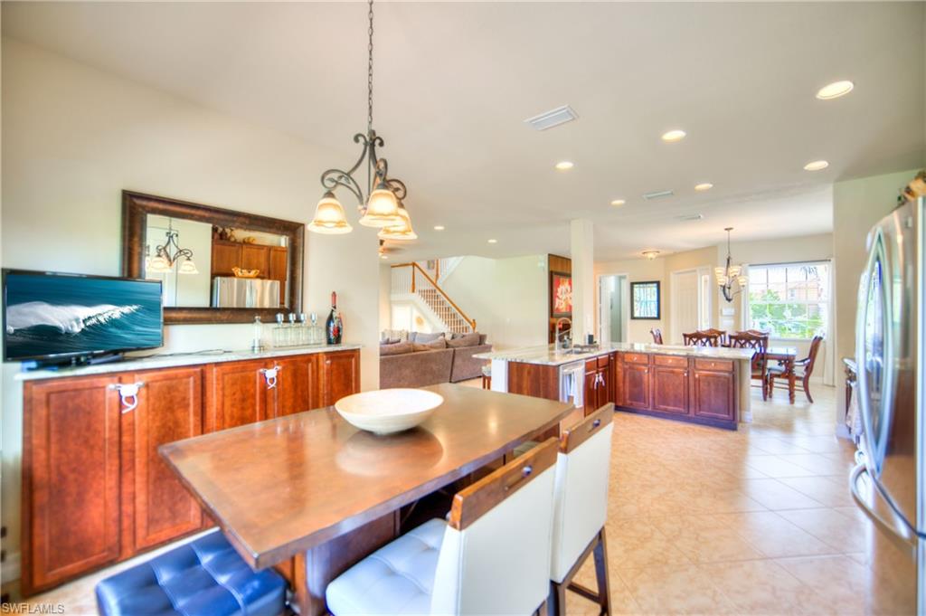 BOTANICA LAKES - Residential