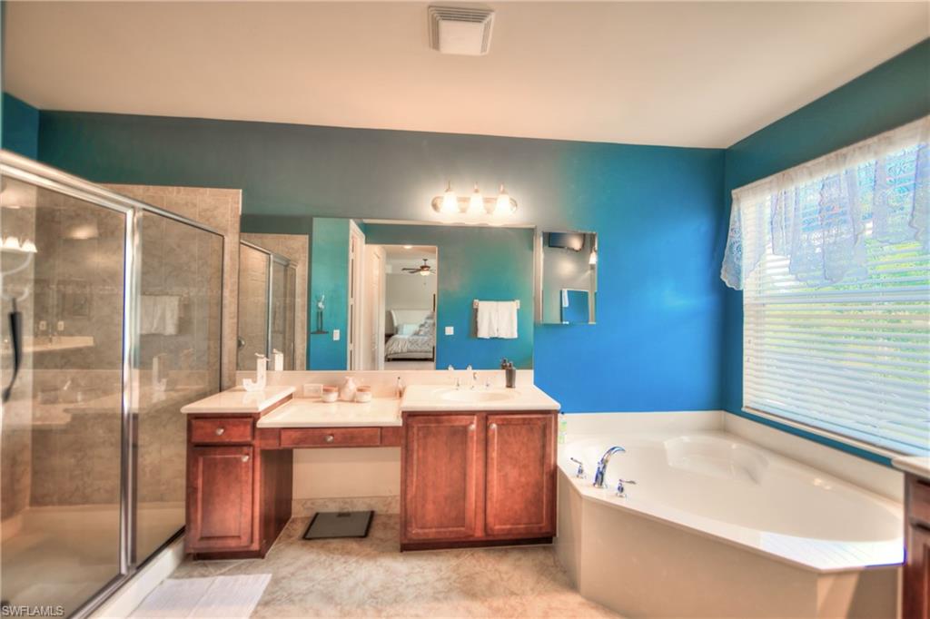 BOTANICA LAKES - Residential