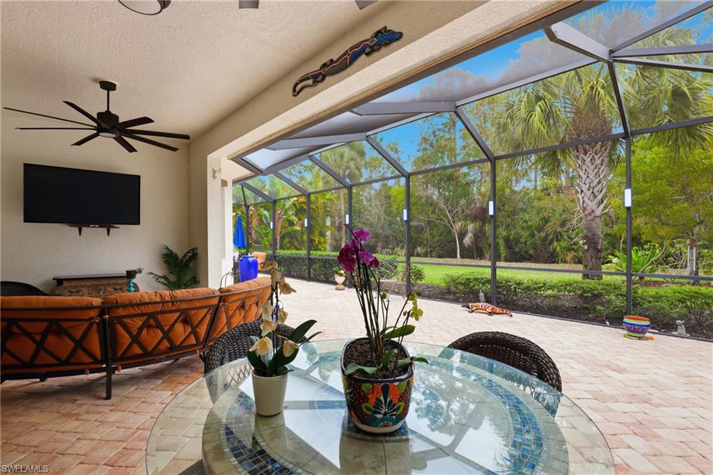 LAMORADA - Residential