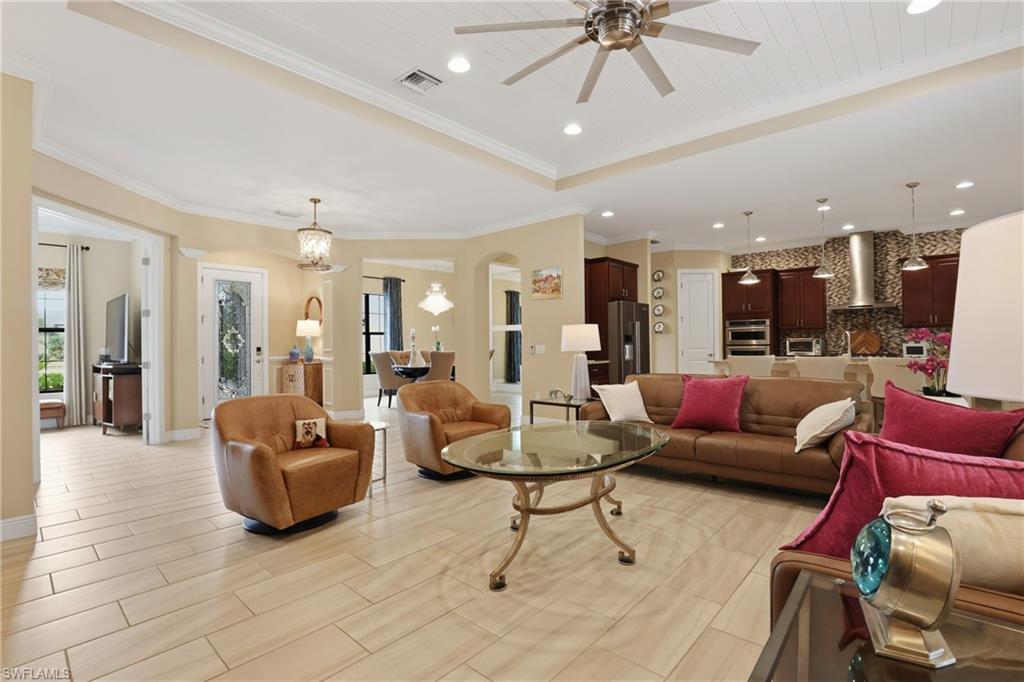 LAMORADA - Residential