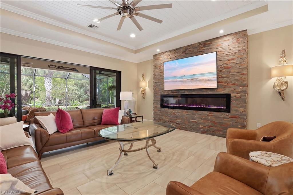 LAMORADA - Residential