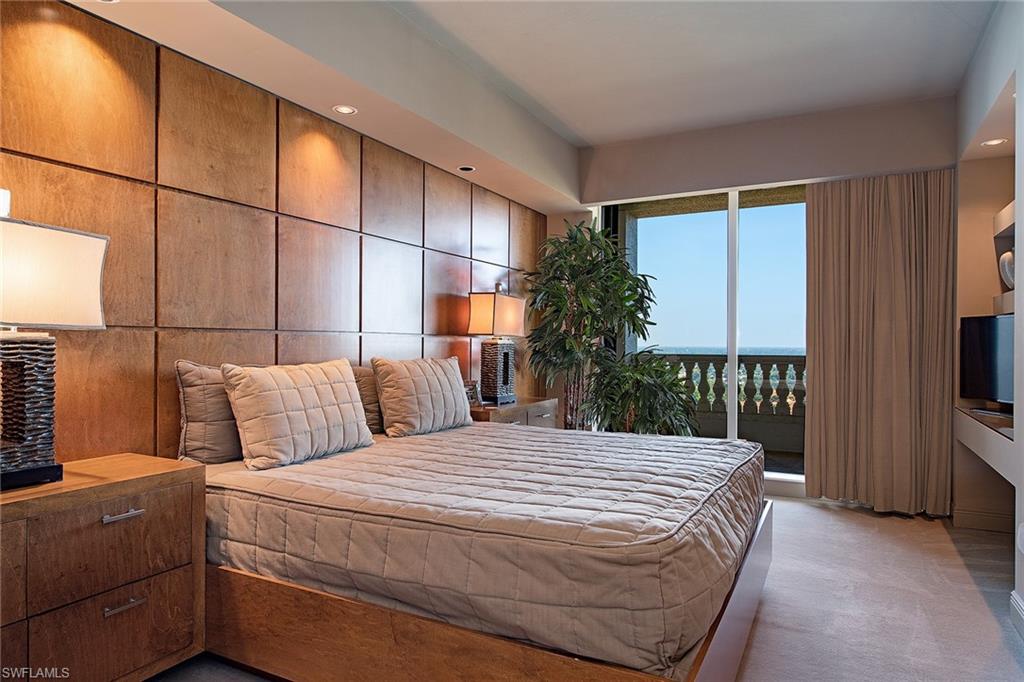 TRIESTE AT BAY COLONY - Residential