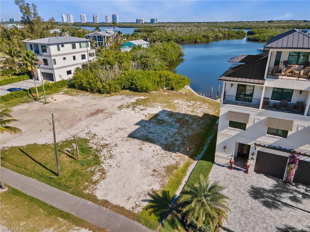 BONITA SPRINGS - Land