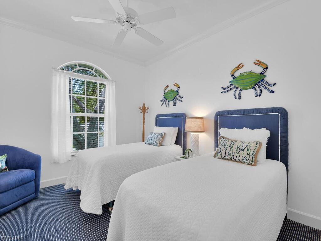 HIDDEN COVE - Residential