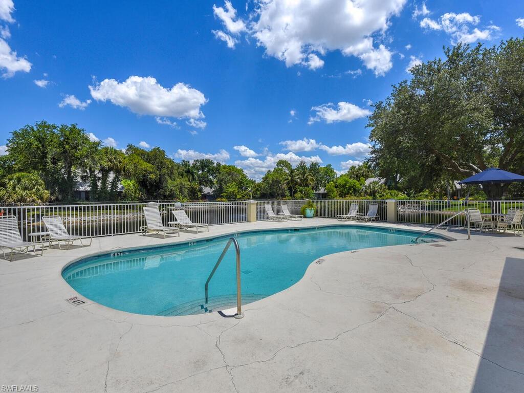 HIDDEN COVE - Residential