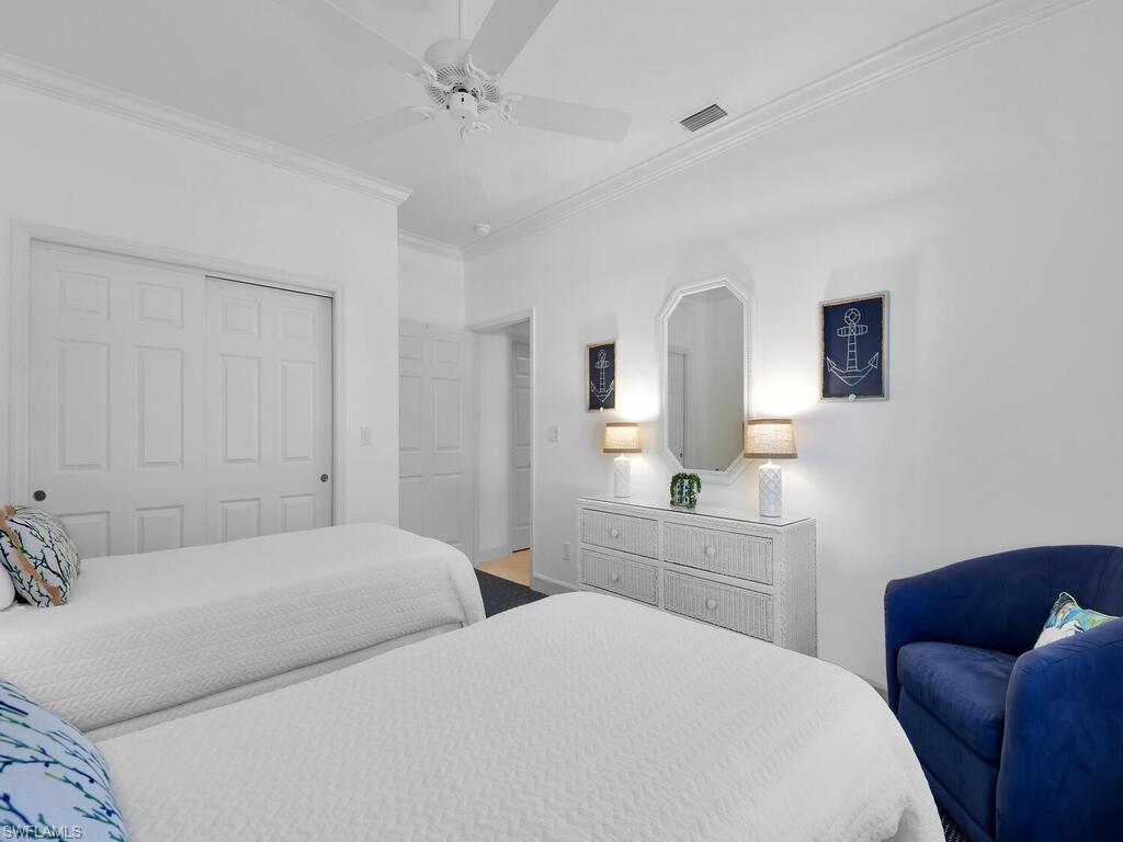 HIDDEN COVE - Residential