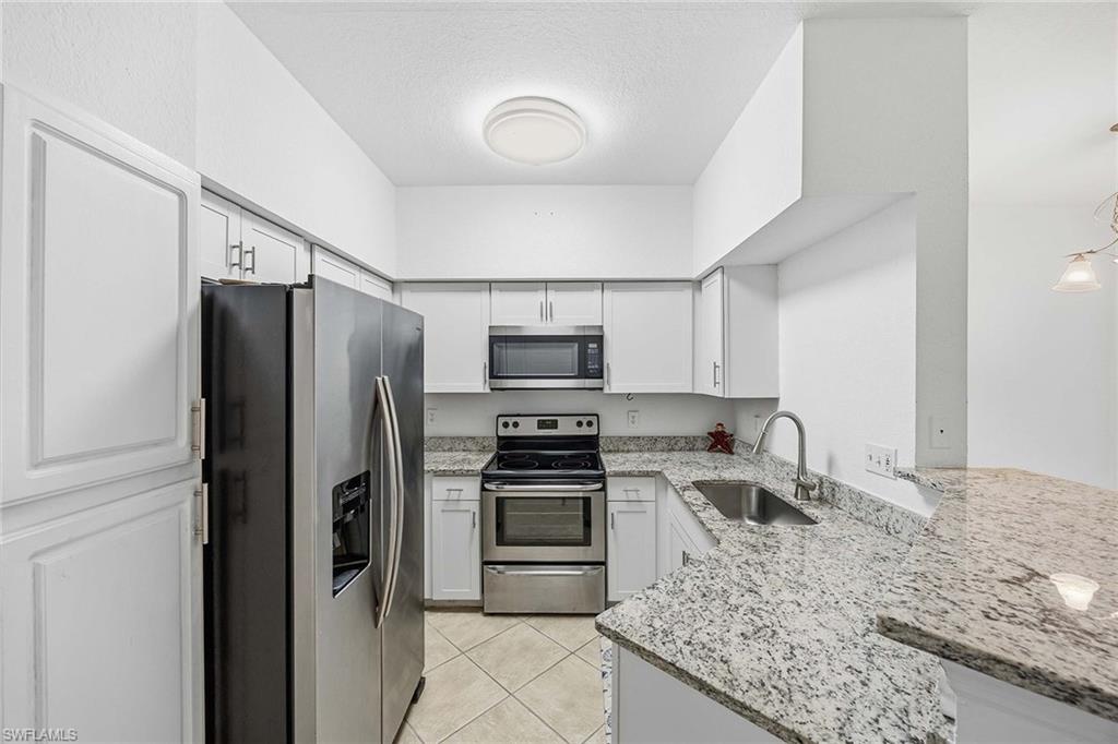 THE TIDES AT PELICAN LANDING - Residential Lease