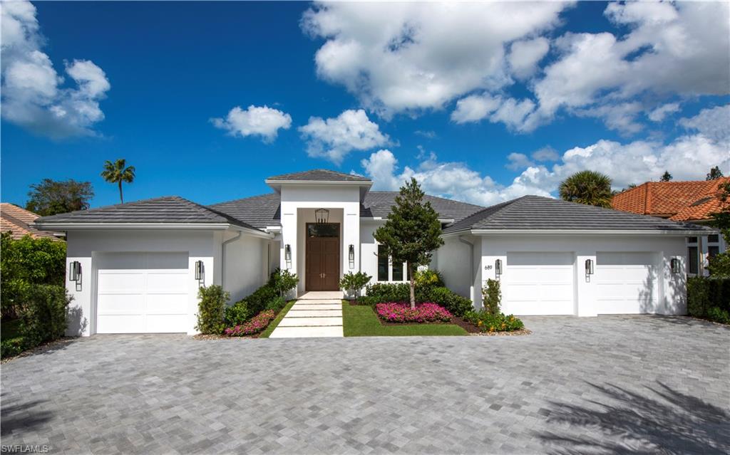 MOORINGS - Residential