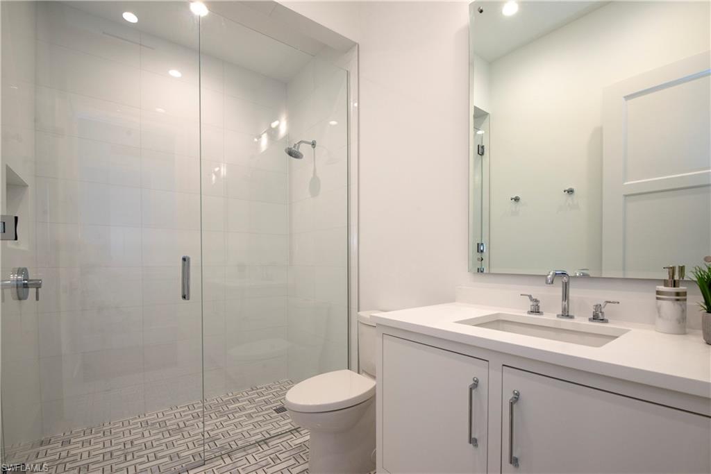 MOORINGS - Residential