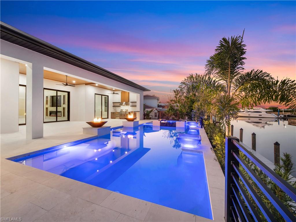 DEEP LAGOON ESTATES - Residential