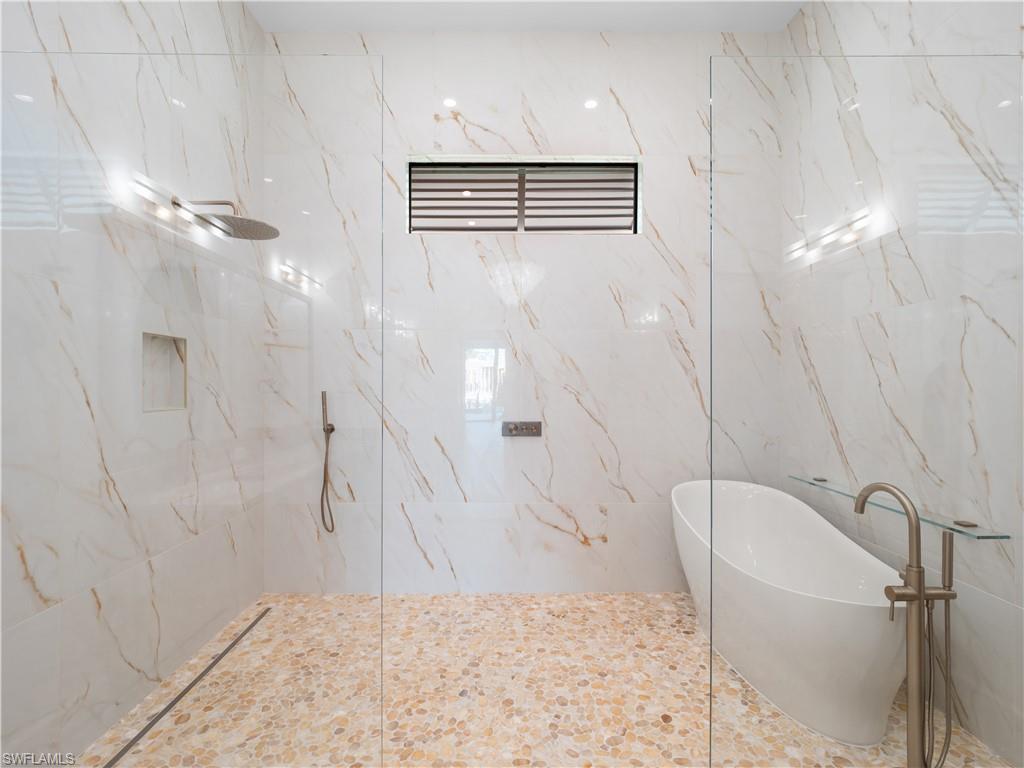 DEEP LAGOON ESTATES - Residential