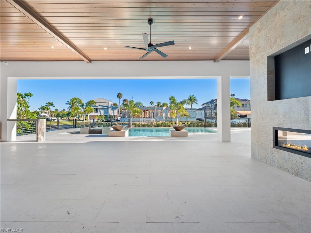 DEEP LAGOON ESTATES - Residential