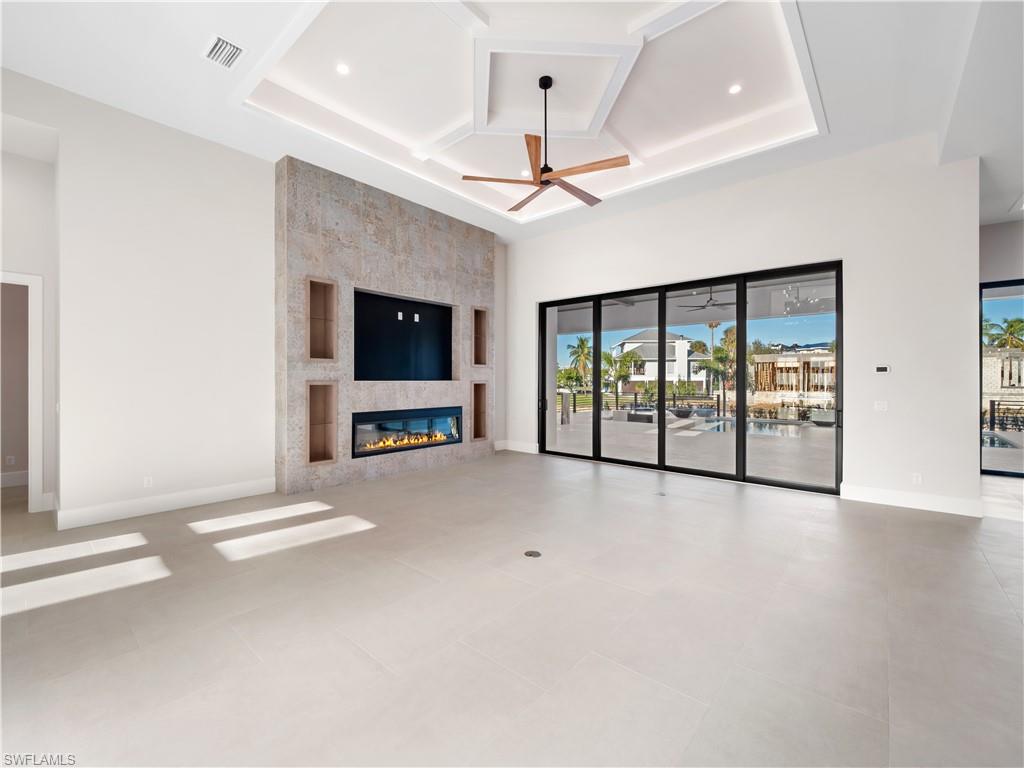 DEEP LAGOON ESTATES - Residential