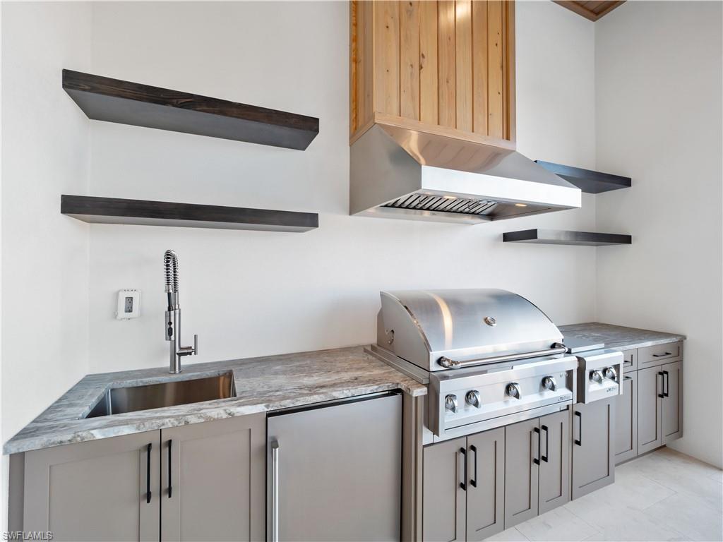 DEEP LAGOON ESTATES - Residential