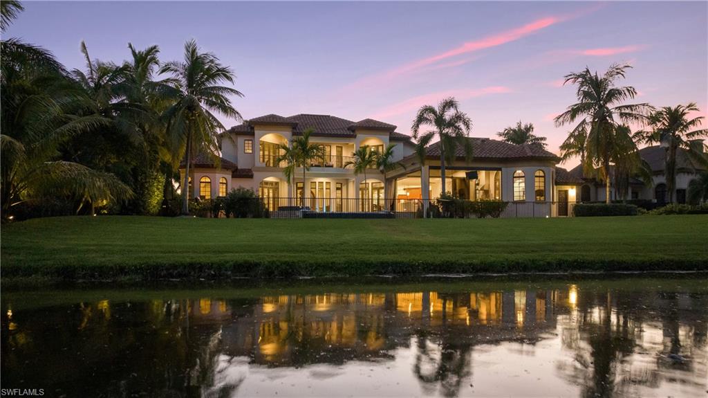 ESCADA AT TIBURON - Residential