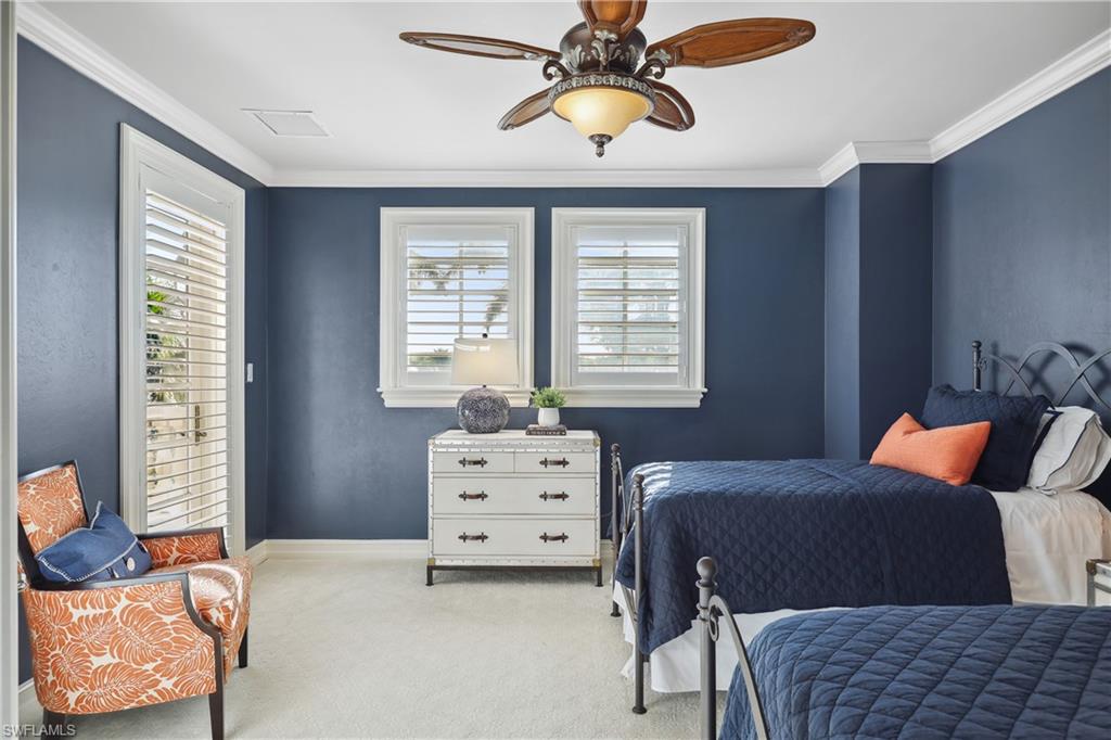 ESCADA AT TIBURON - Residential