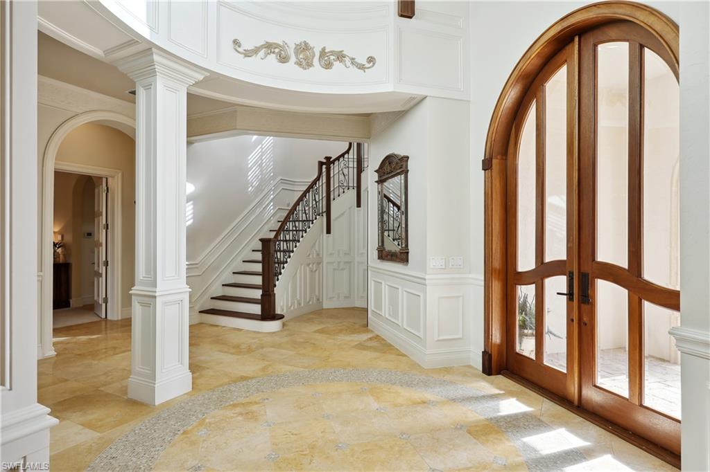 ESCADA AT TIBURON - Residential