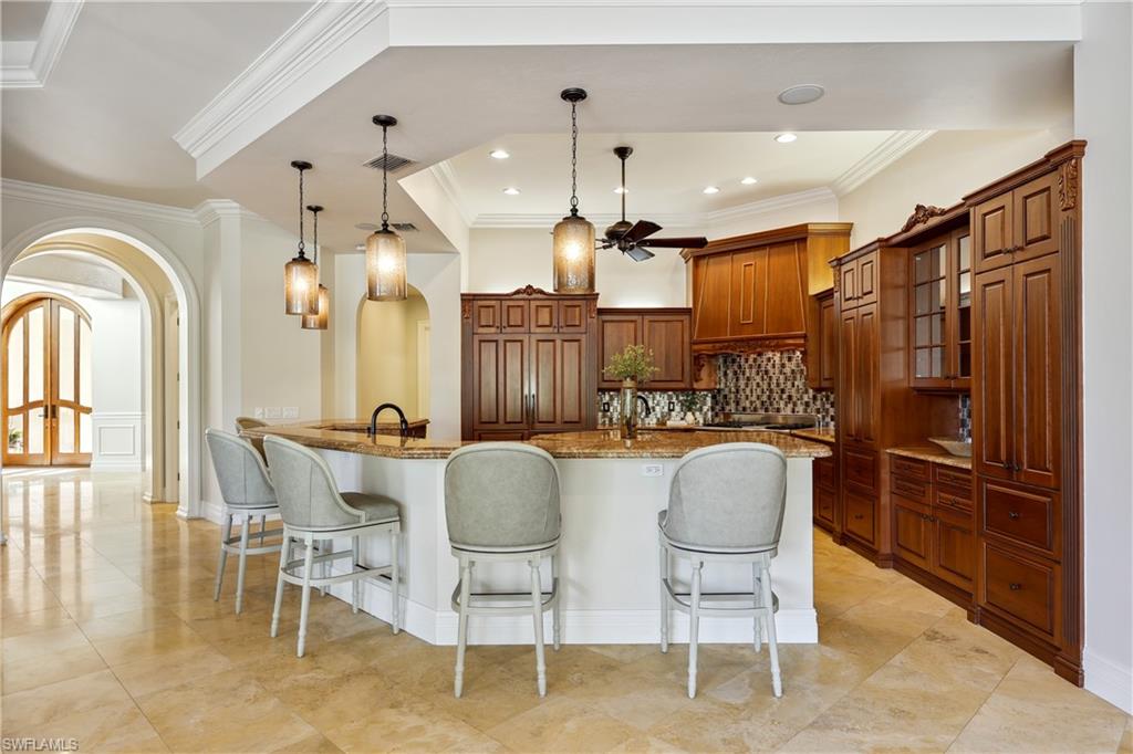 ESCADA AT TIBURON - Residential