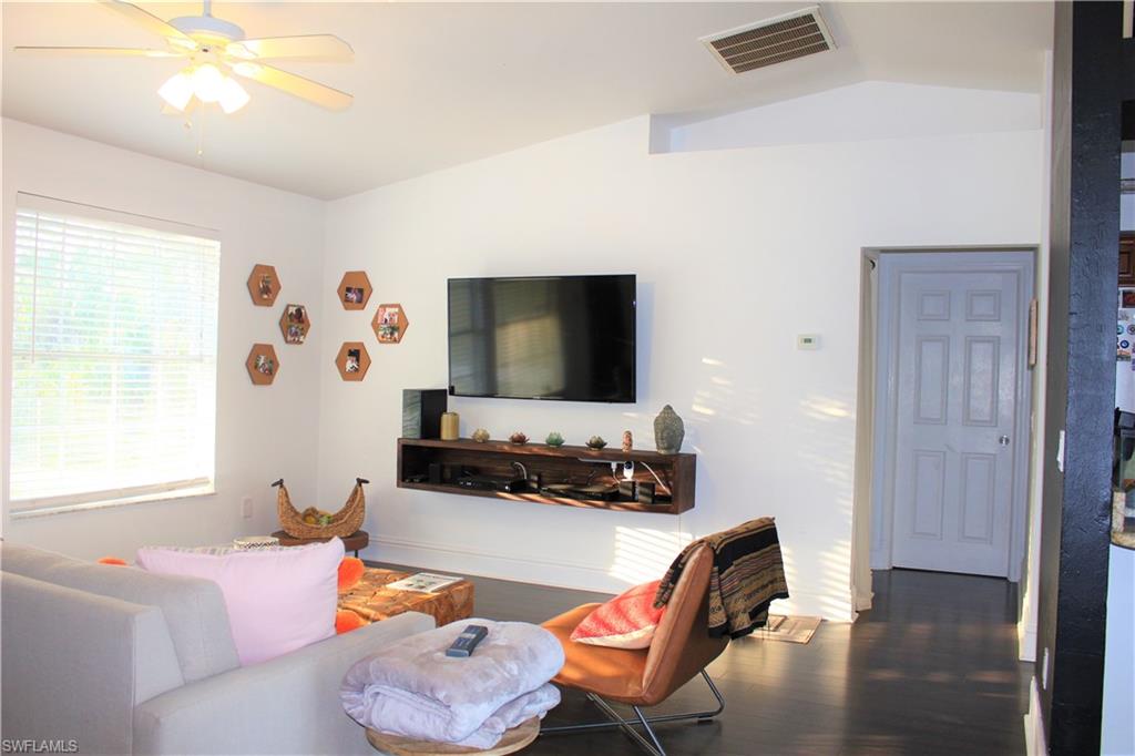 GOLDEN GATE ESTATES - Residential