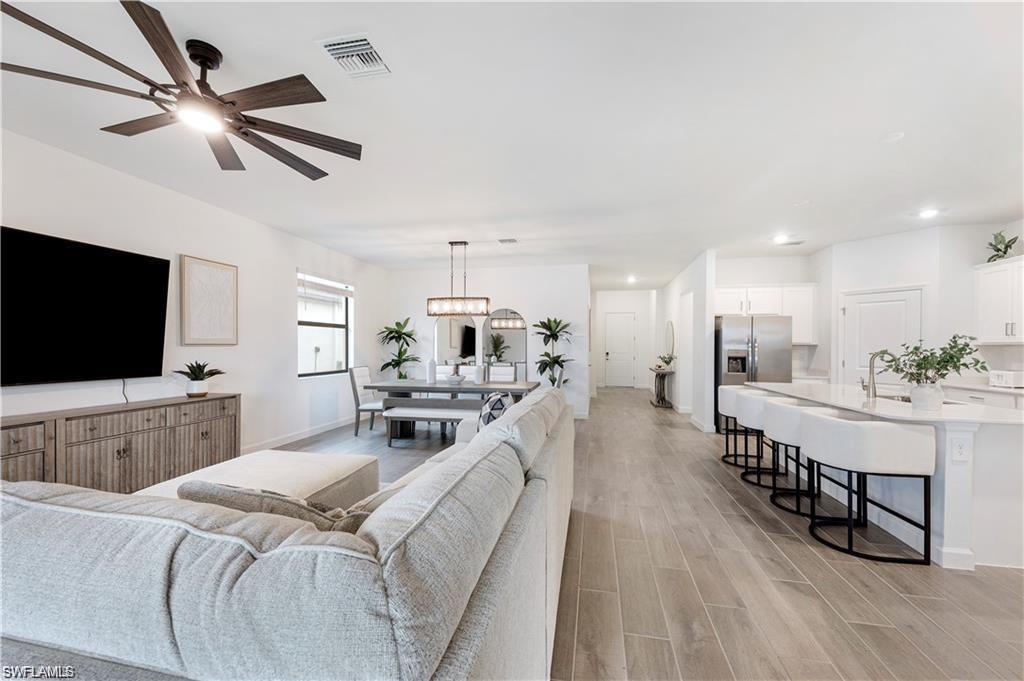 TIMBER CREEK - Residential Lease