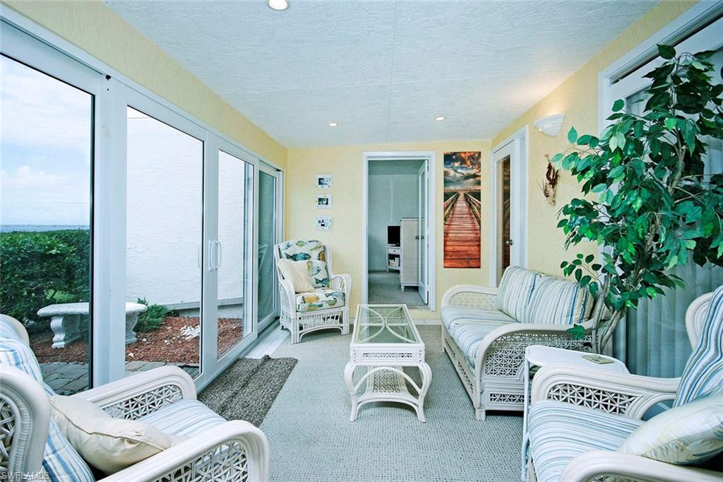 LIGHTHOUSE POINT CONDO - Residential