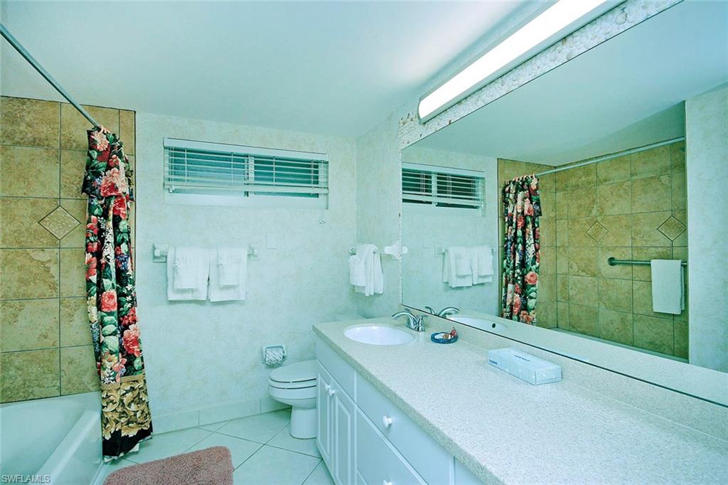 LIGHTHOUSE POINT CONDO - Residential