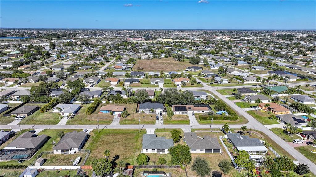 CAPE CORAL - Residential