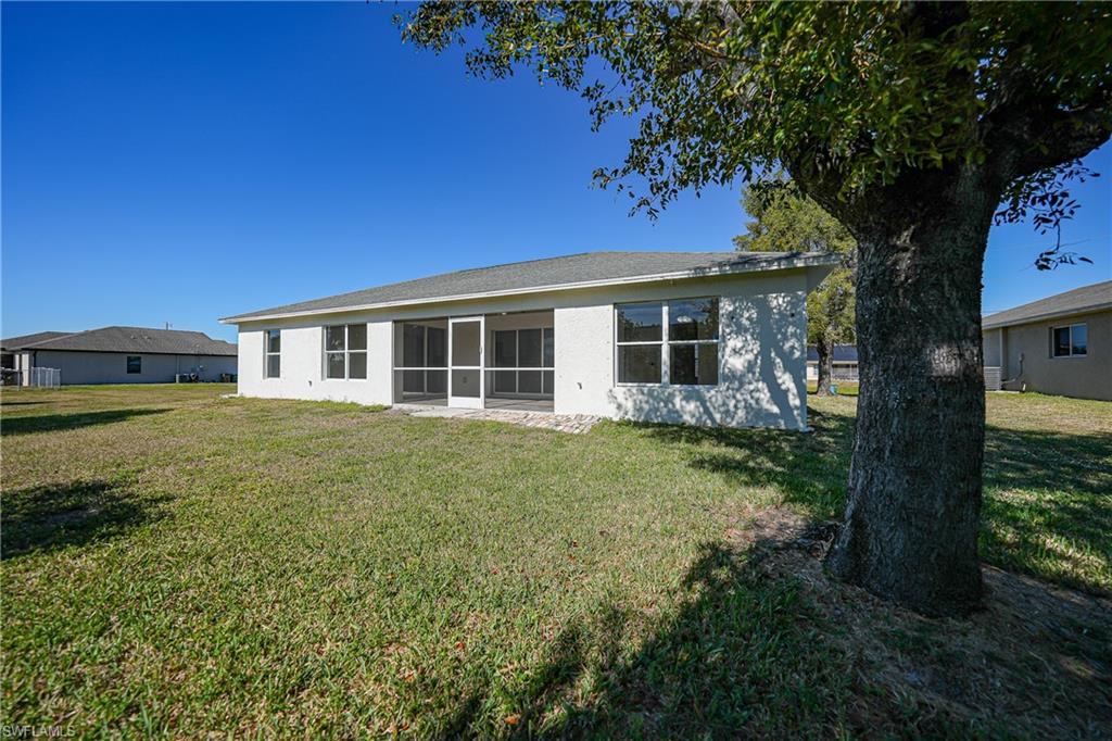 CAPE CORAL - Residential