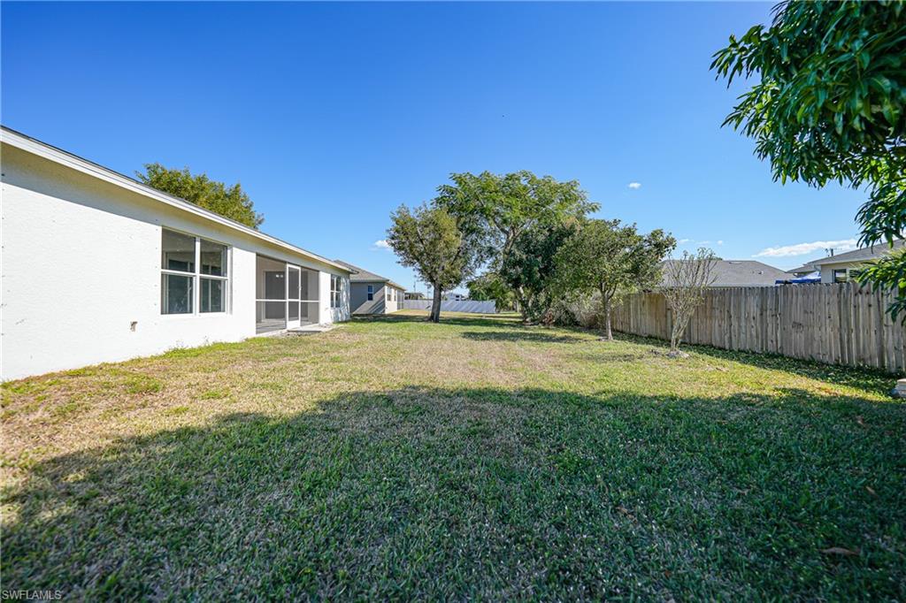 CAPE CORAL - Residential