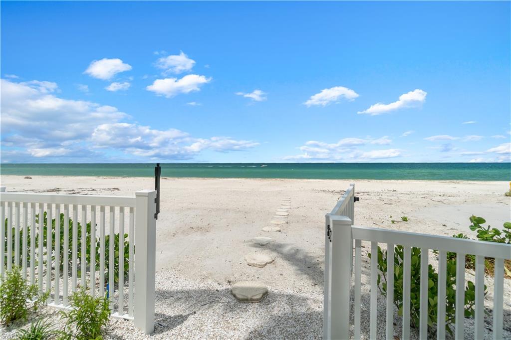 BONITA BEACH - Residential