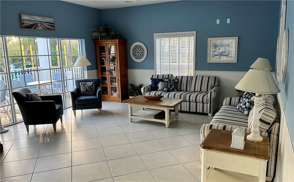 CALUSA PALMS VI - Residential
