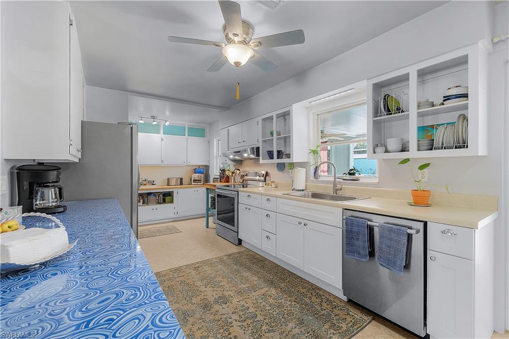 PINE ISLAND RIDGE - Residential