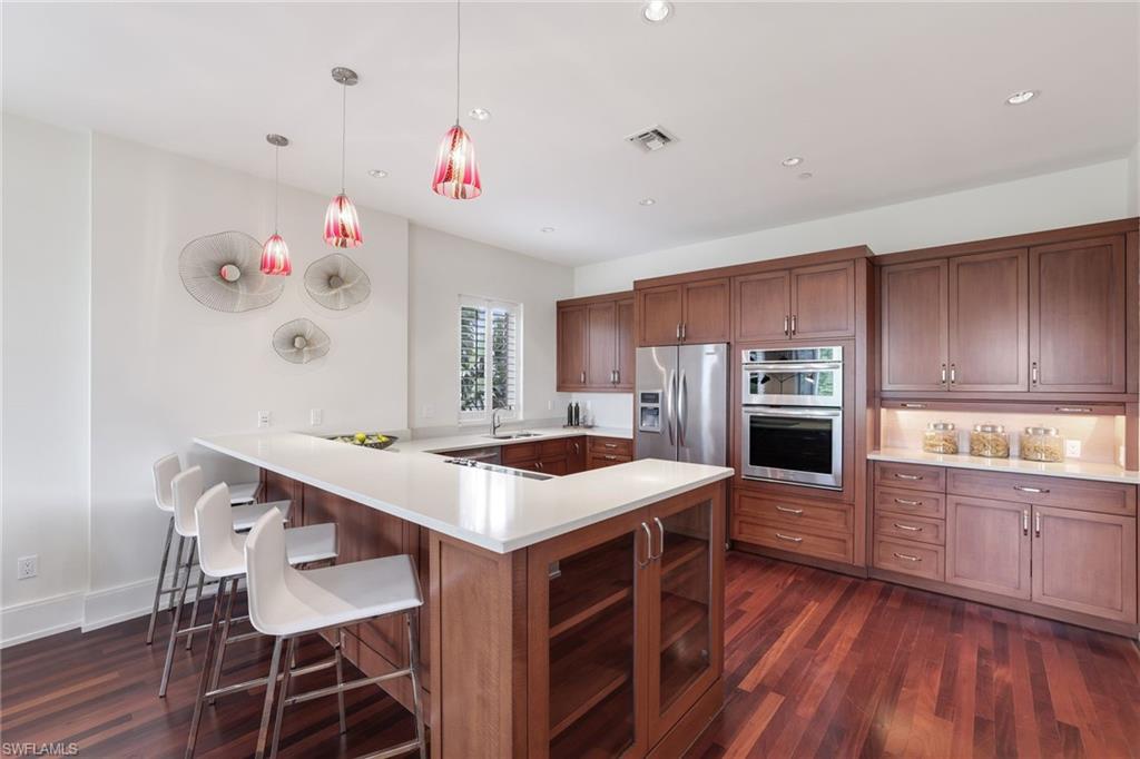 ROOFTOPS ON FOURTH - Residential