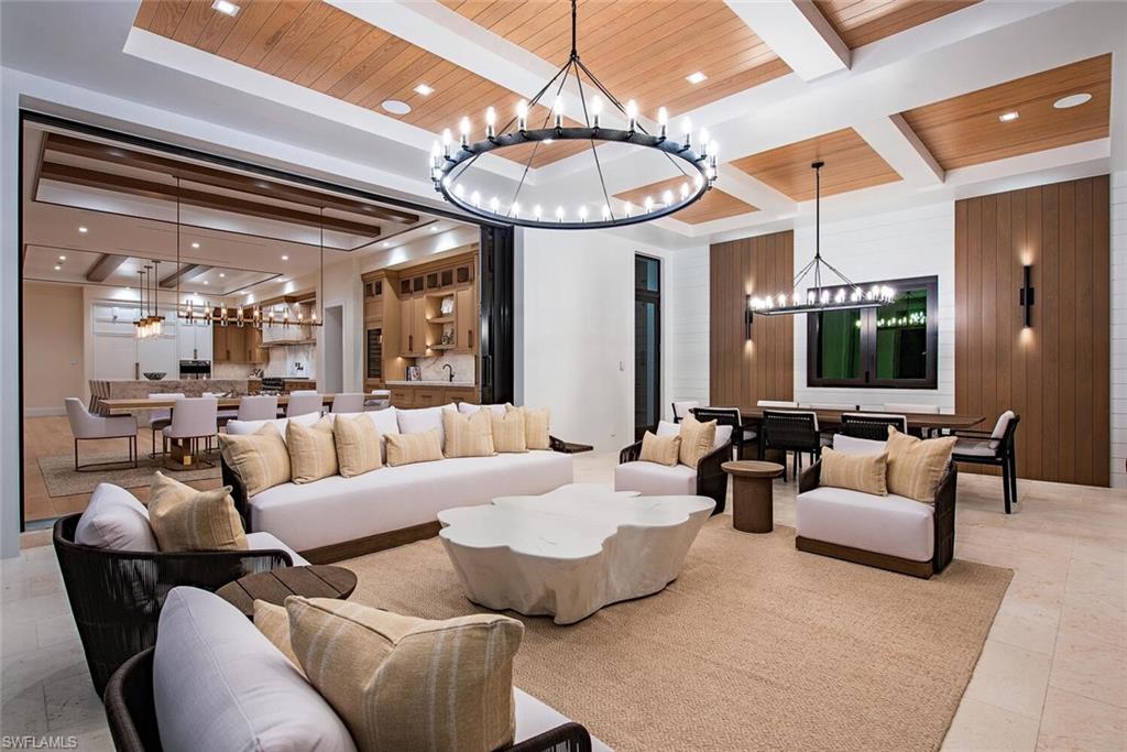 AQUALANE SHORES - Residential