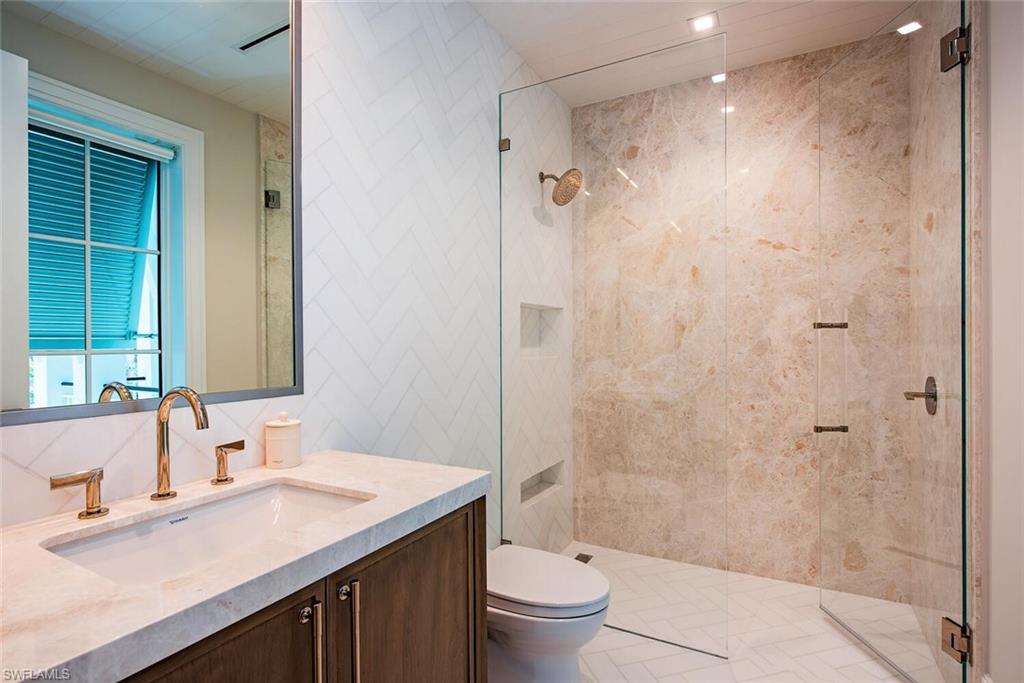 AQUALANE SHORES - Residential