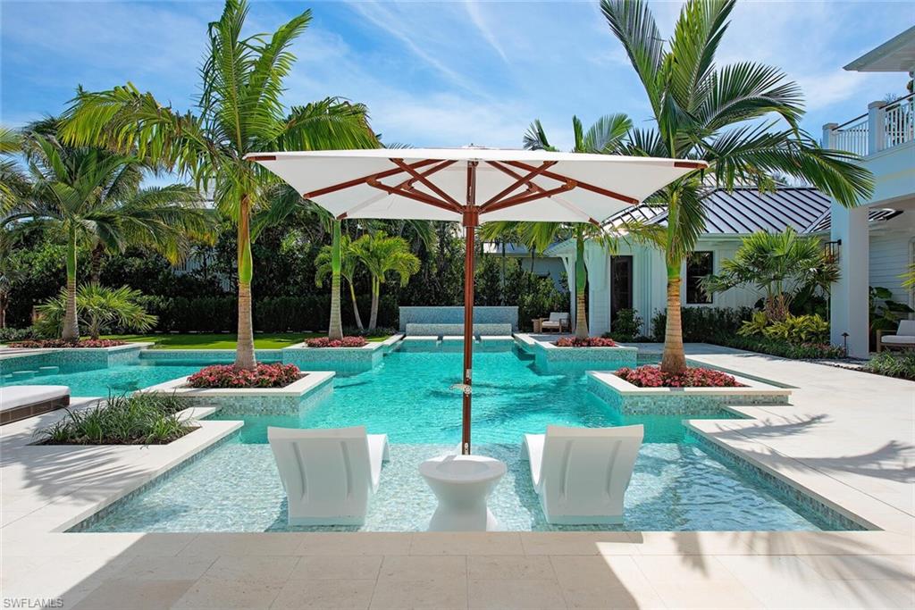 AQUALANE SHORES - Residential