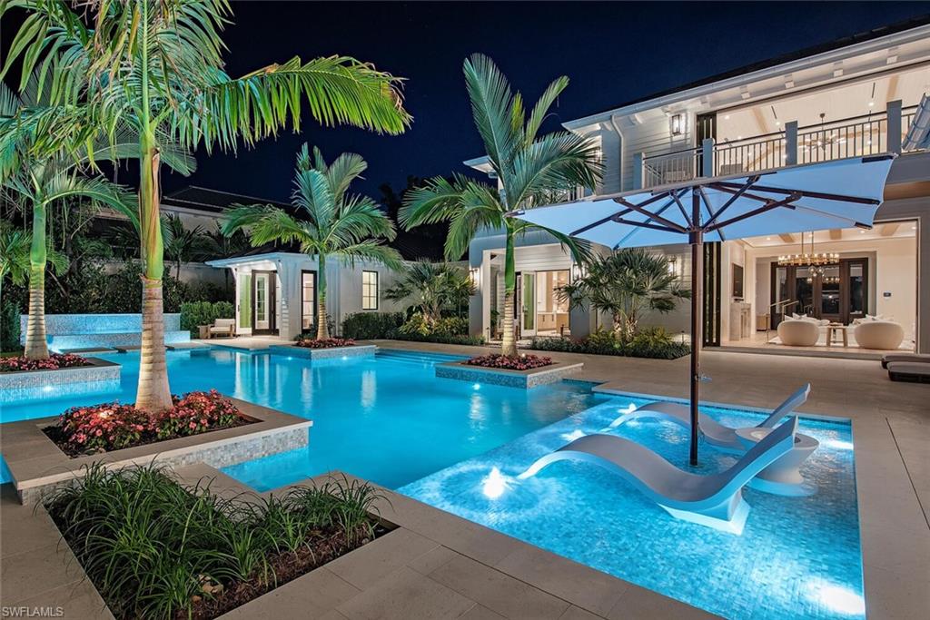 AQUALANE SHORES - Residential