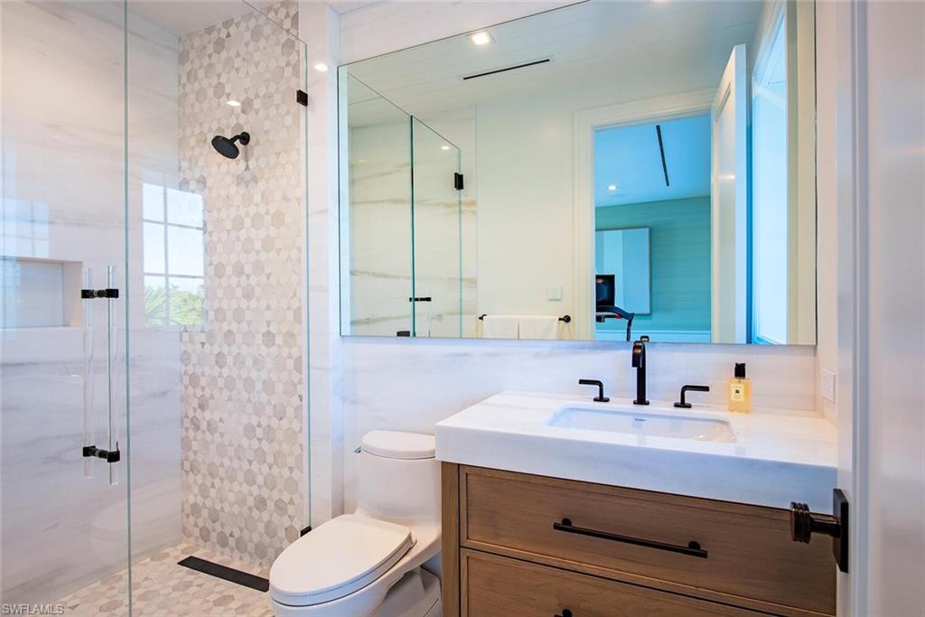 AQUALANE SHORES - Residential