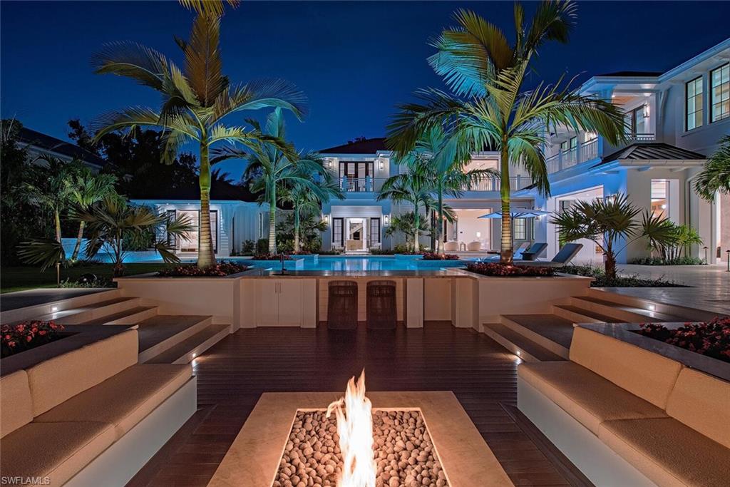 AQUALANE SHORES - Residential