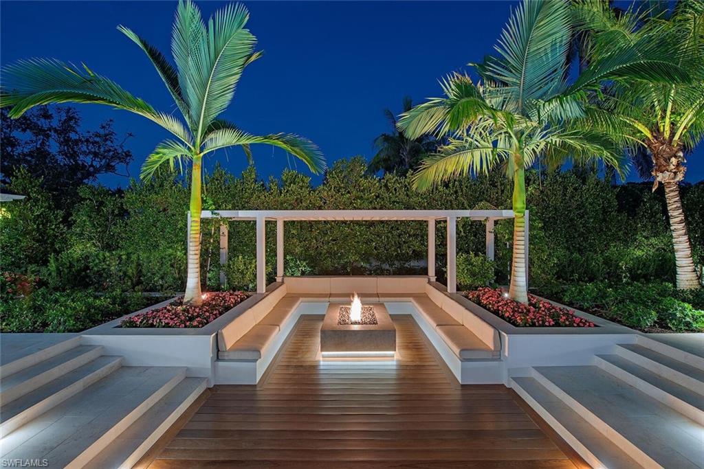 AQUALANE SHORES - Residential