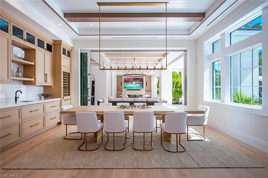 AQUALANE SHORES - Residential