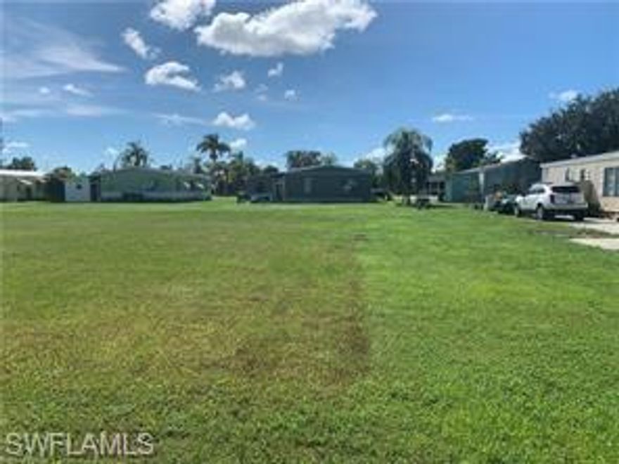 55+ COMMUNITY Take a look at this spacious lot in West Wind Estates 55+ Community. West Wind is a socially active community with great amenities some of the LOWEST Condo Fees in Naples. Place your new manufactured home on this great site and you can be a part of this fabulous community.