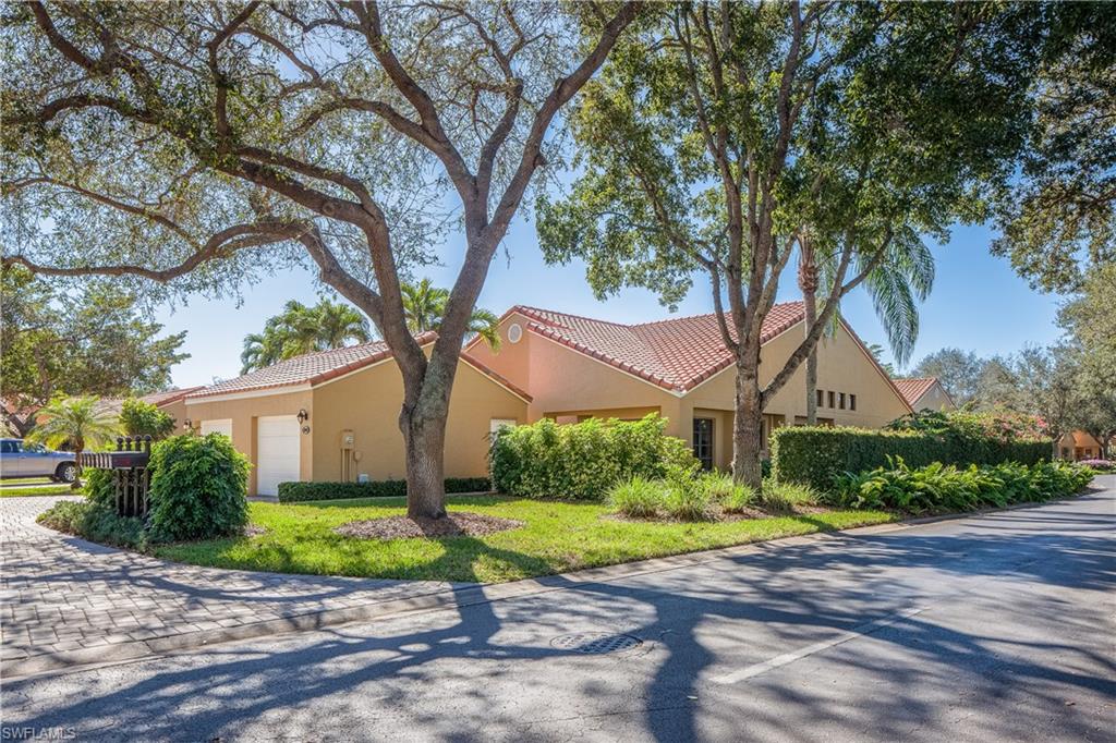 BEACHWALK VILLAS - Residential