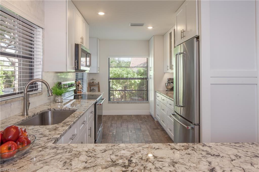 BEACHWALK VILLAS - Residential