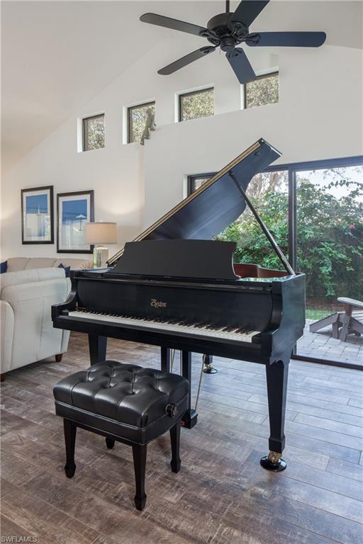 BEACHWALK VILLAS - Residential