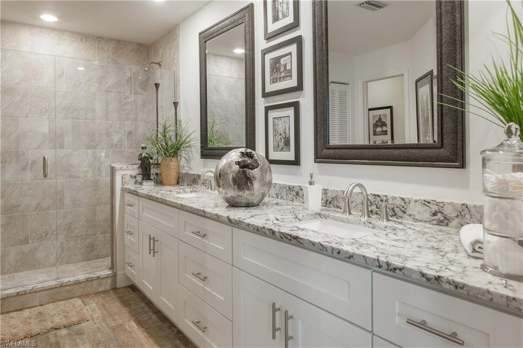 BEACHWALK VILLAS - Residential