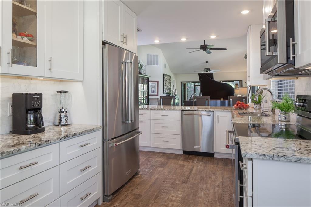 BEACHWALK VILLAS - Residential