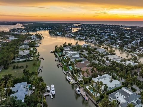 Photo of 1323 Spyglass LN, NAPLES, FL 34102 (MLS # 224092421)